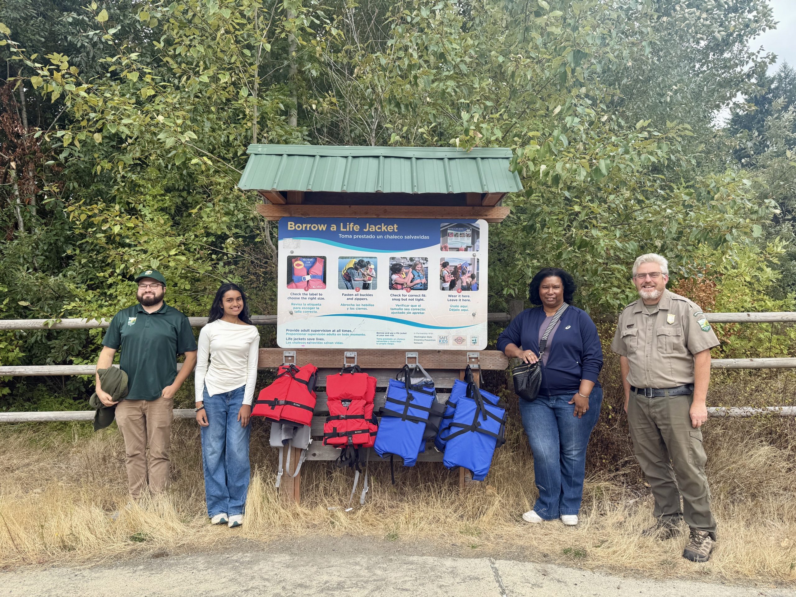 50 Life Jackets placed at Lake Sammamish State Park - LakeSafe One Year Milestone